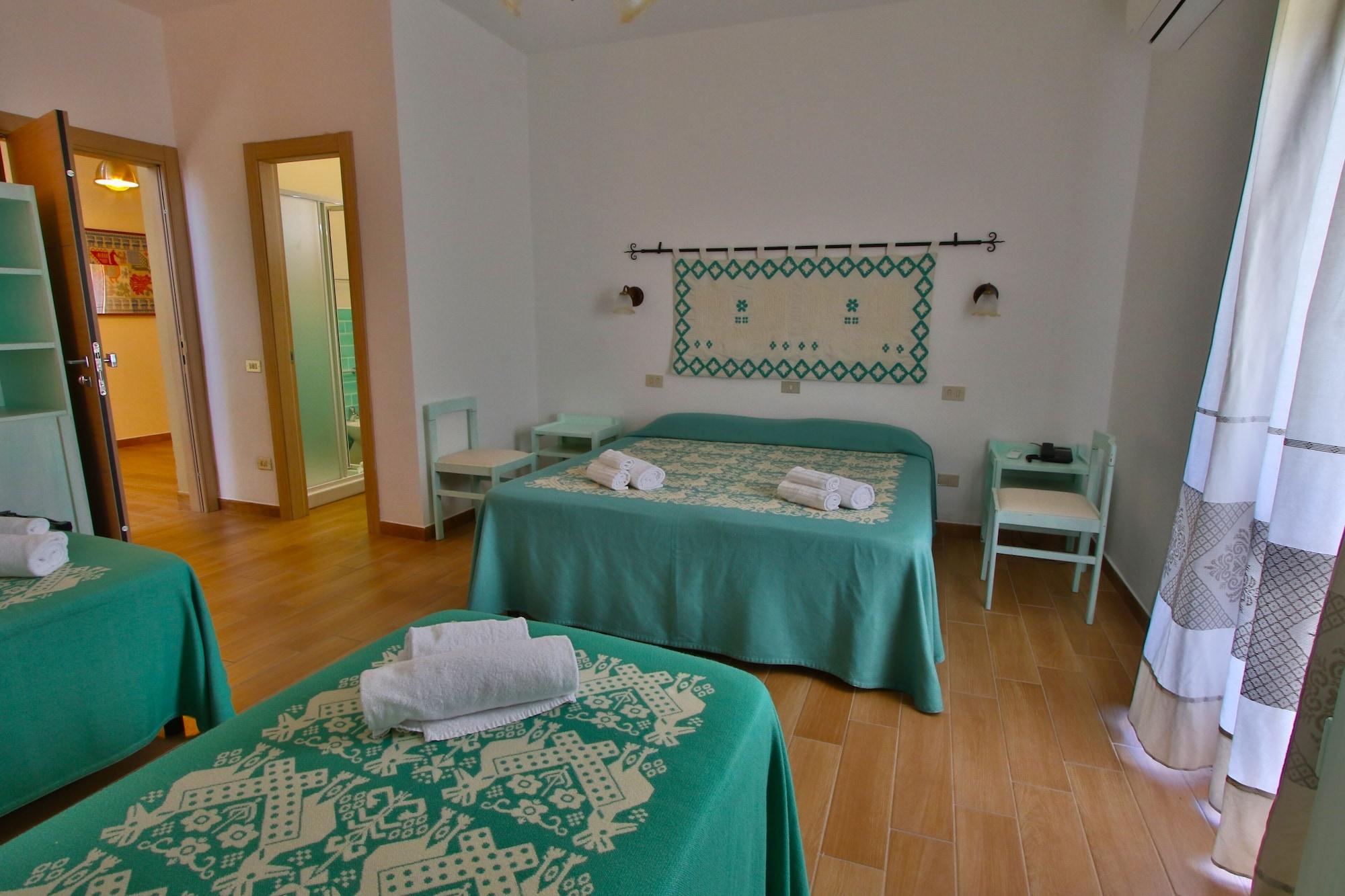 Hotel Le Mimose San Teodoro  Esterno foto